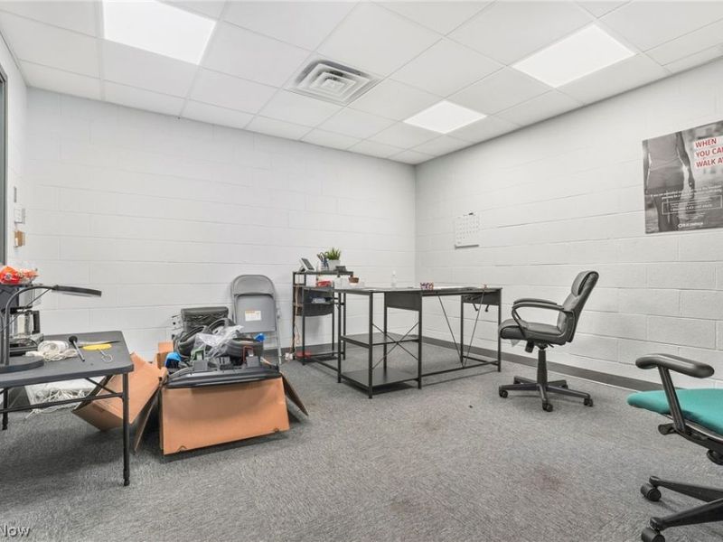 2600 25th Street NE, Canton, OH 44705 Photo 8