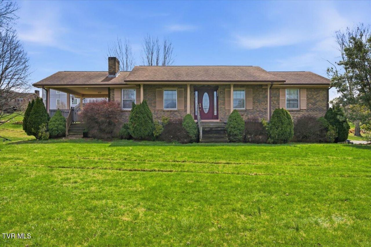 533 Monte Vista Drive, Glade Spring, VA 24340 Main Photo