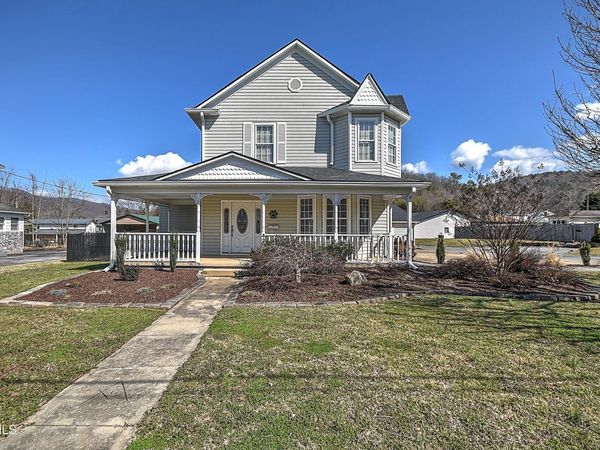 429 Love Street, Erwin, TN 37650