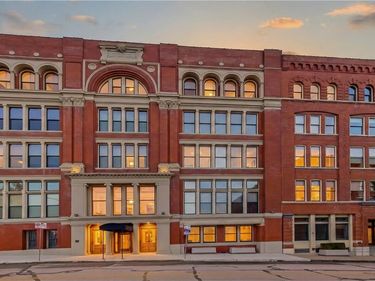 612 CENTRAL Street, Unit 104, Kansas City, MO 64105