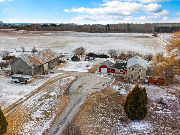 5325 County Highway X -, Centerville, WI 53015