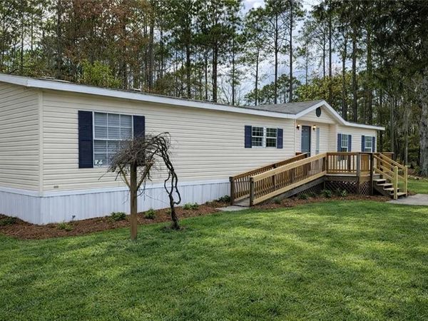 3210 Stoneback Street , Waycross, GA 31503