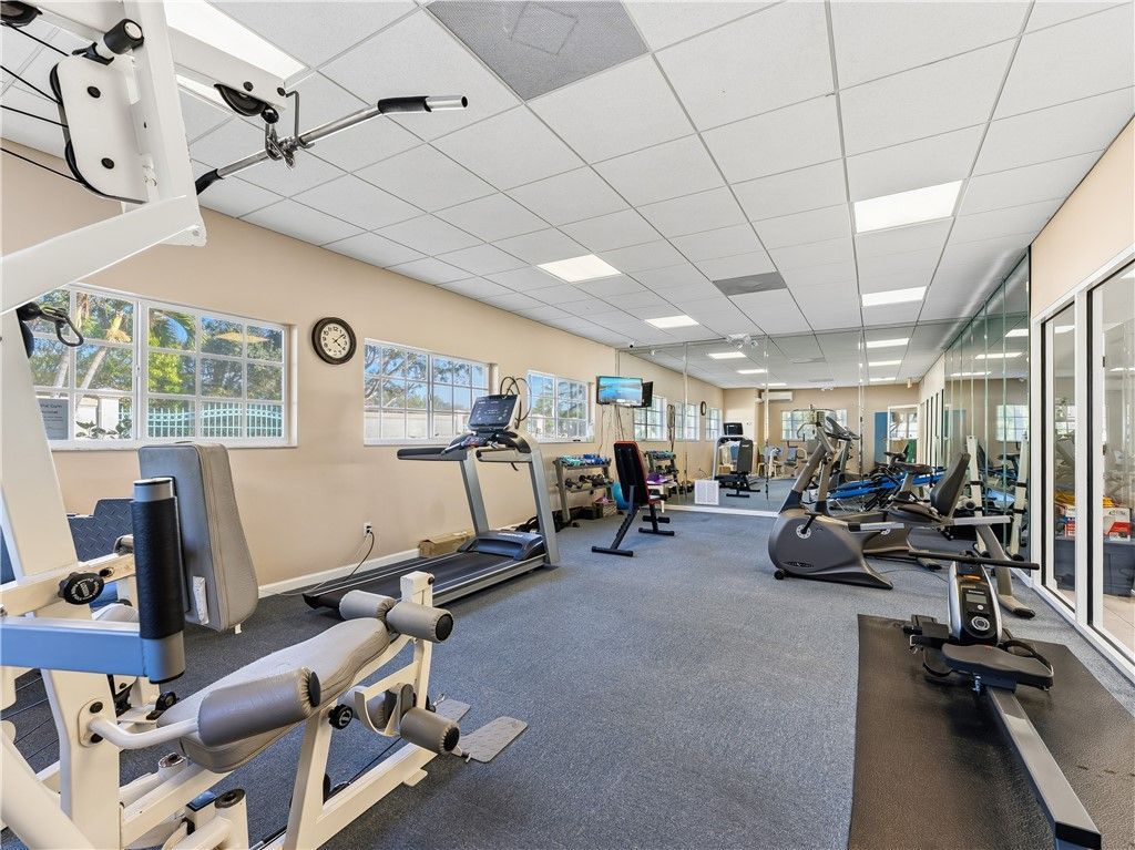 504 7th Square, Unit 103, Vero Beach, FL 32962 Photo