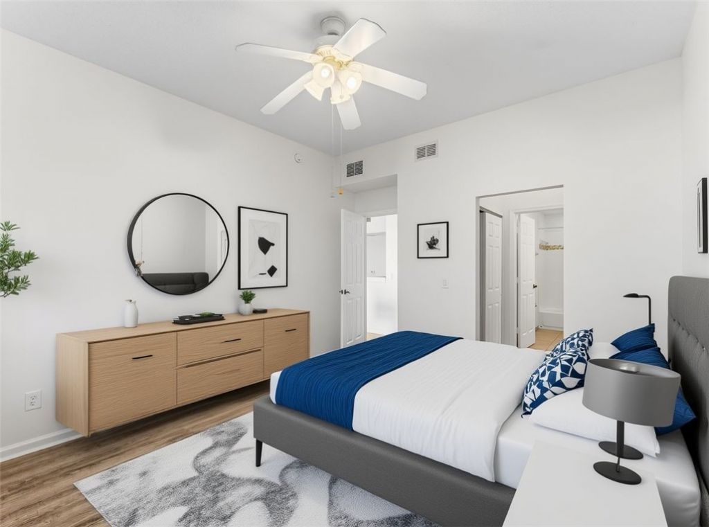 504 7th Square, Unit 103, Vero Beach, FL 32962 Photo