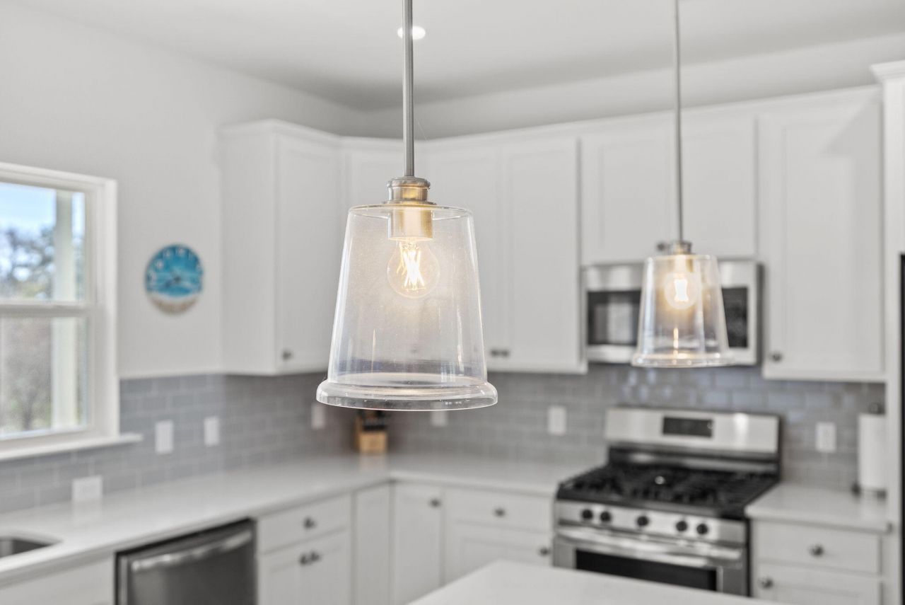 635 N Laurel Street Photo 26