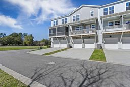 635 N Laurel Street photo 4