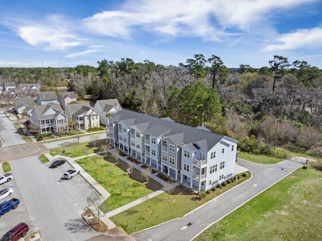 635 N Laurel Street Photo 52