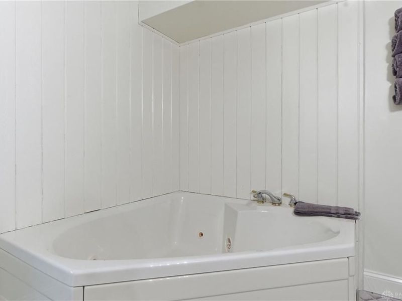 1715 Birnam Wood Court, Vandalia, OH 45377 Photo 52