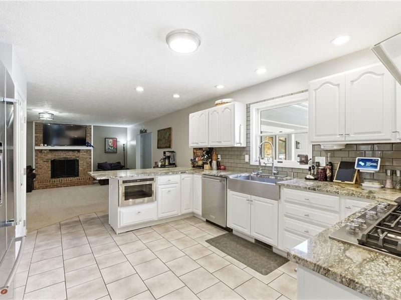 1715 Birnam Wood Court, Vandalia, OH 45377 Photo 9