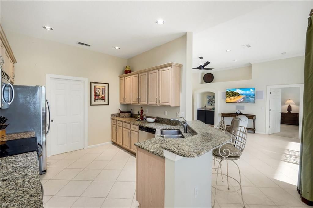 23088 Tree Crest Ct, Estero, FL 34135 Photo