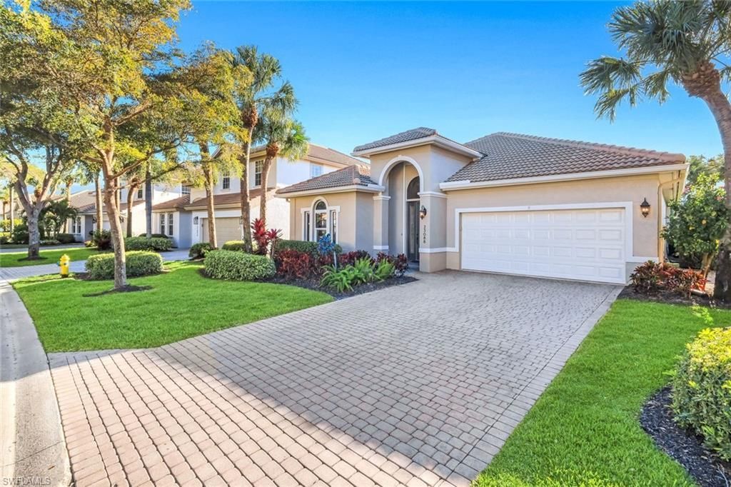 23088 Tree Crest Ct, Estero, FL 34135 Photo