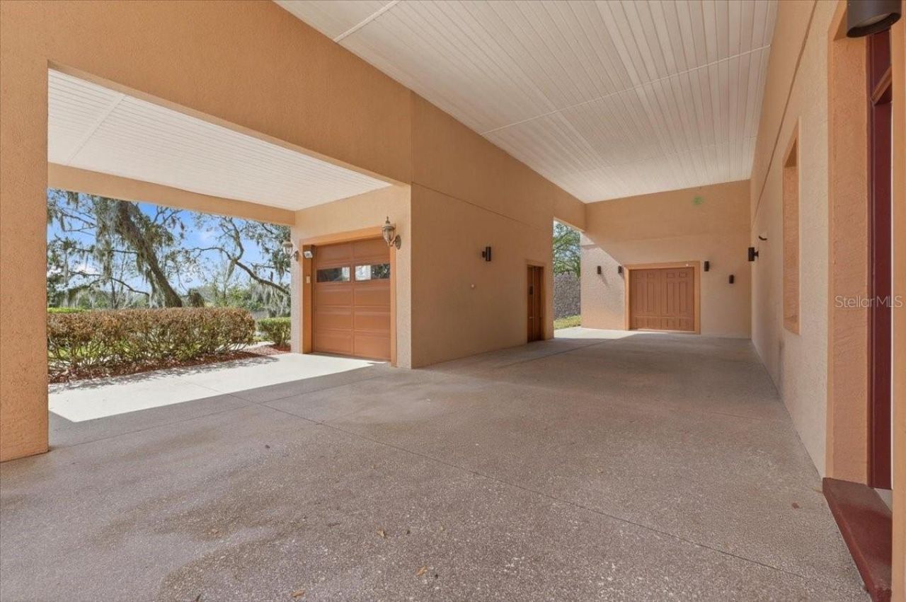 548 Meandering Way, Polk City, FL 33868 Photo