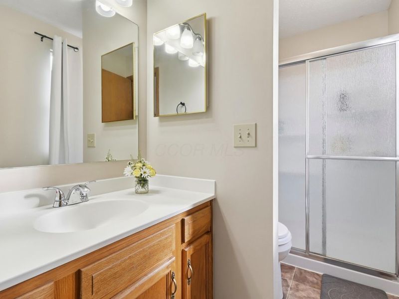 946 Lateglow Court , Newark, OH 43055 Photo 20