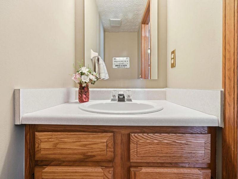 946 Lateglow Court , Newark, OH 43055 Photo 21