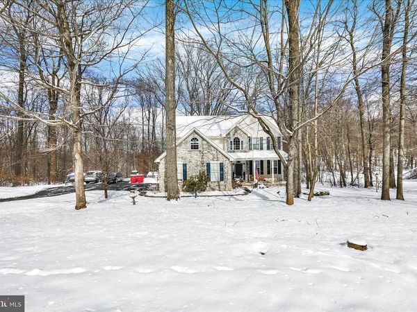 10 AUSTIN DRIVE, ROBESONIA, PA 19551