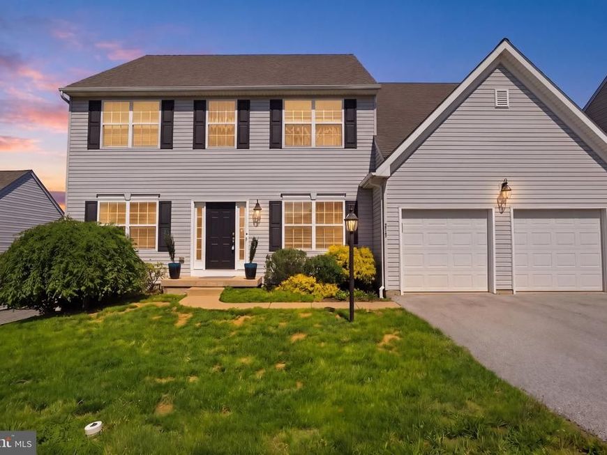 215 Azalea Drive, Windsor, PA 17366 Main Photo