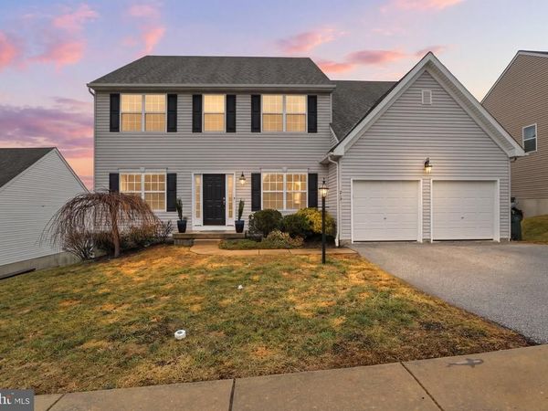 215 AZALEA DRIVE, WINDSOR, PA 17366