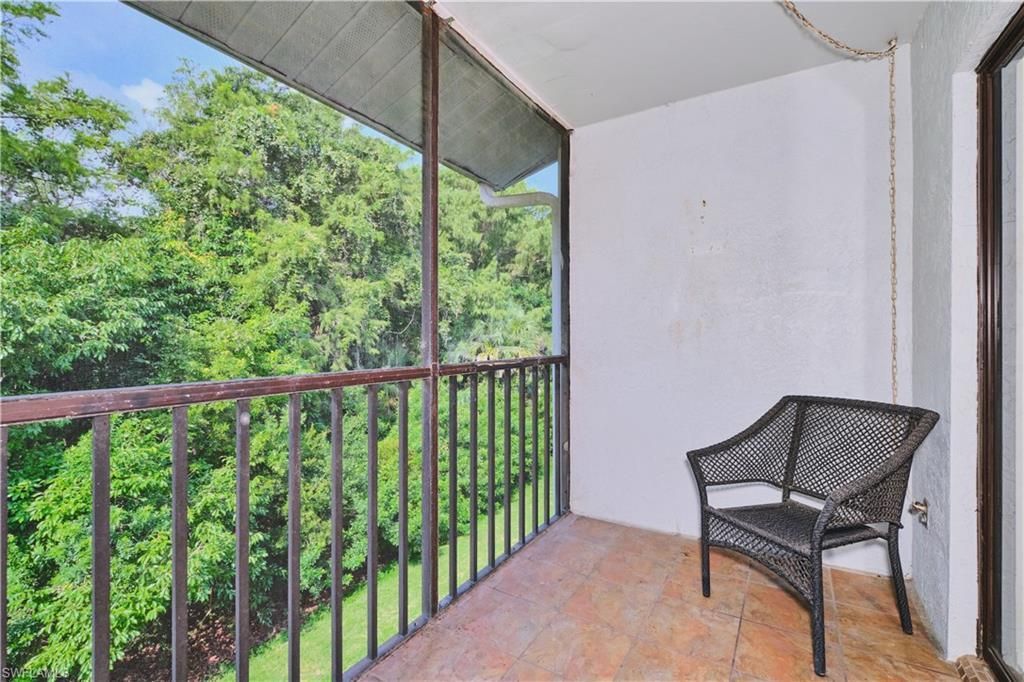 9650 Green Cypress Ln, Unit 22, Fort Myers, FL 33905 Photo