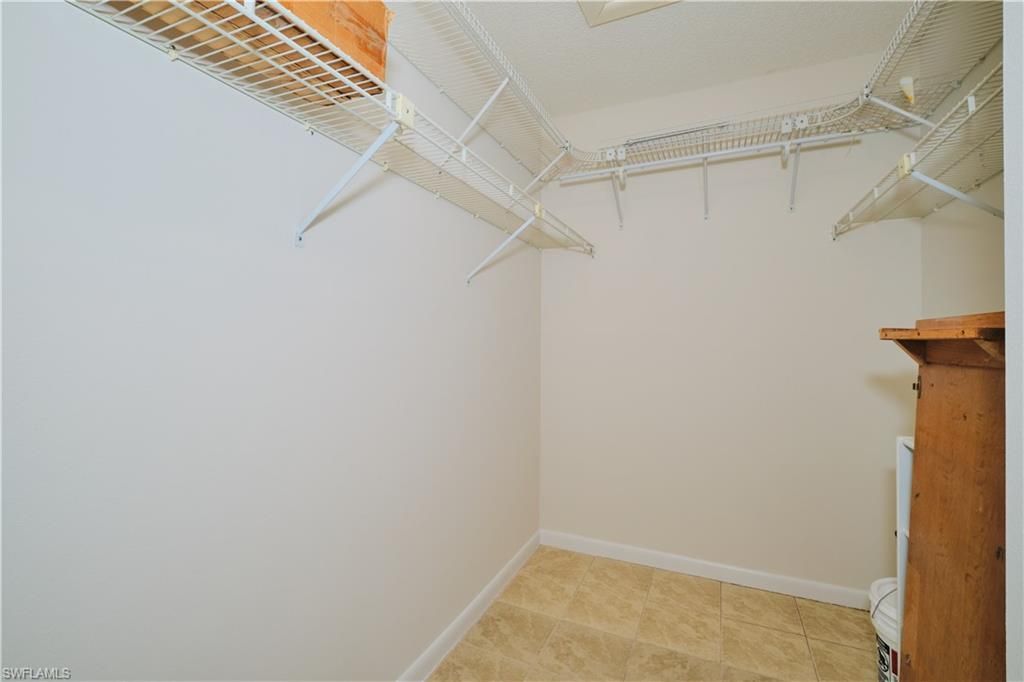 9650 Green Cypress Ln, Unit 22, Fort Myers, FL 33905 Photo