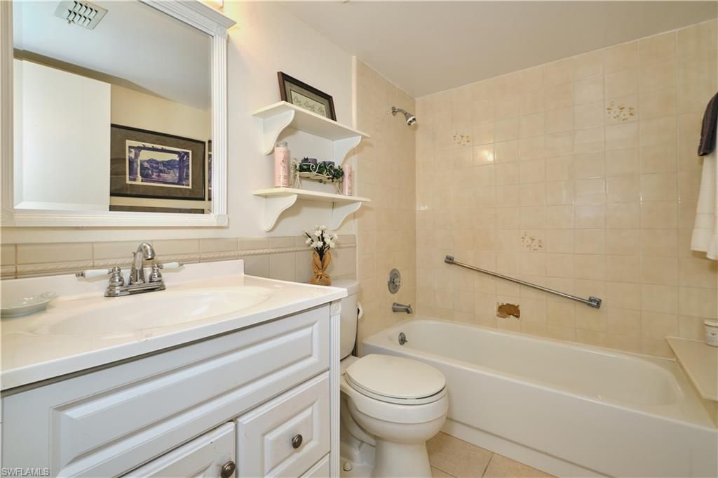 9650 Green Cypress Ln, Unit 22, Fort Myers, FL 33905 Photo