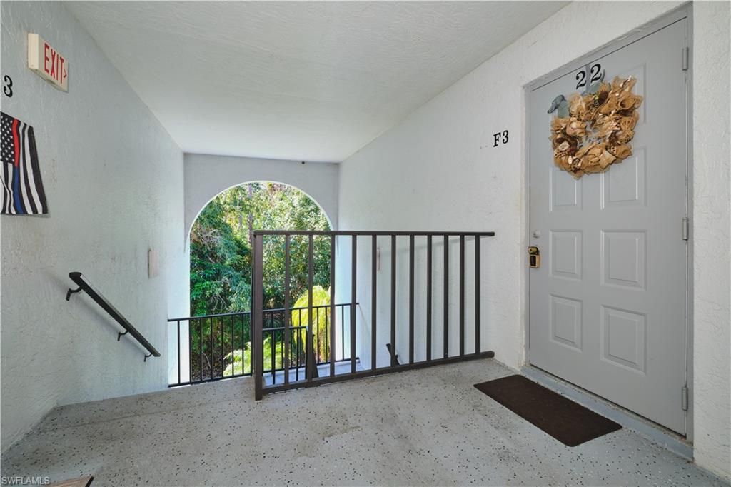 9650 Green Cypress Ln, Unit 22, Fort Myers, FL 33905 Photo