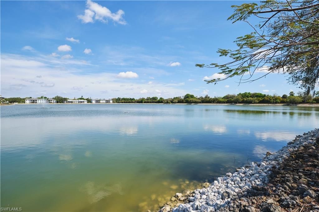 9650 Green Cypress Ln, Unit 22, Fort Myers, FL 33905 Photo