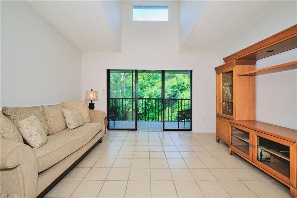 9650 Green Cypress Ln, Unit 22, Fort Myers, FL 33905 Photo