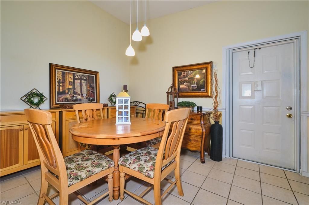 9650 Green Cypress Ln, Unit 22, Fort Myers, FL 33905 Photo