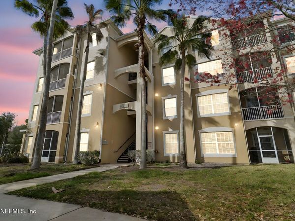 7801 POINT MEADOWS Drive, Unit 5201, Jacksonville, FL 32256