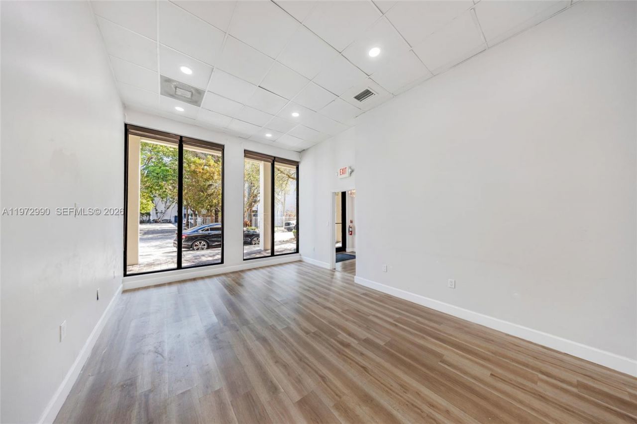 17225 S Dixie Hwy , Unit 102, Palmetto Bay, FL 33157 Photo