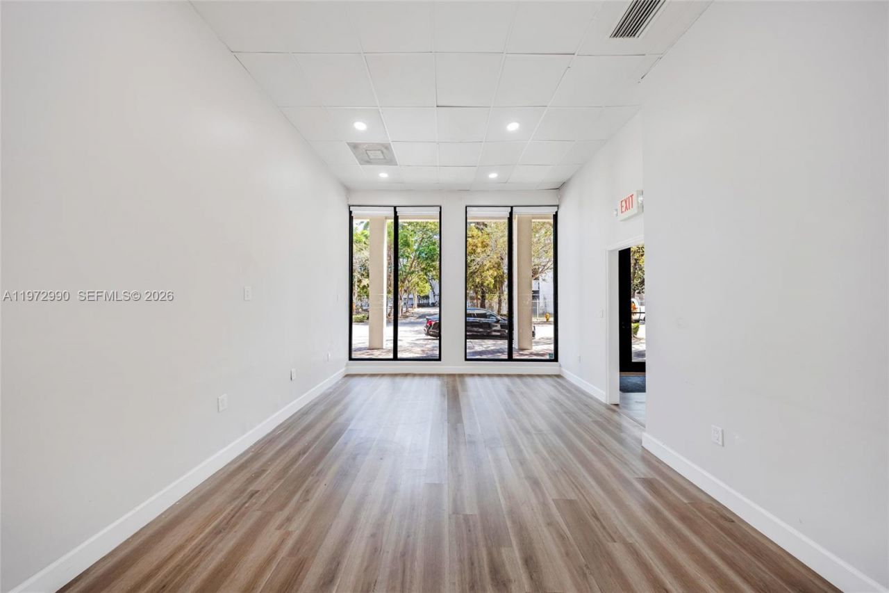 17225 S Dixie Hwy , Unit 102, Palmetto Bay, FL 33157 Photo