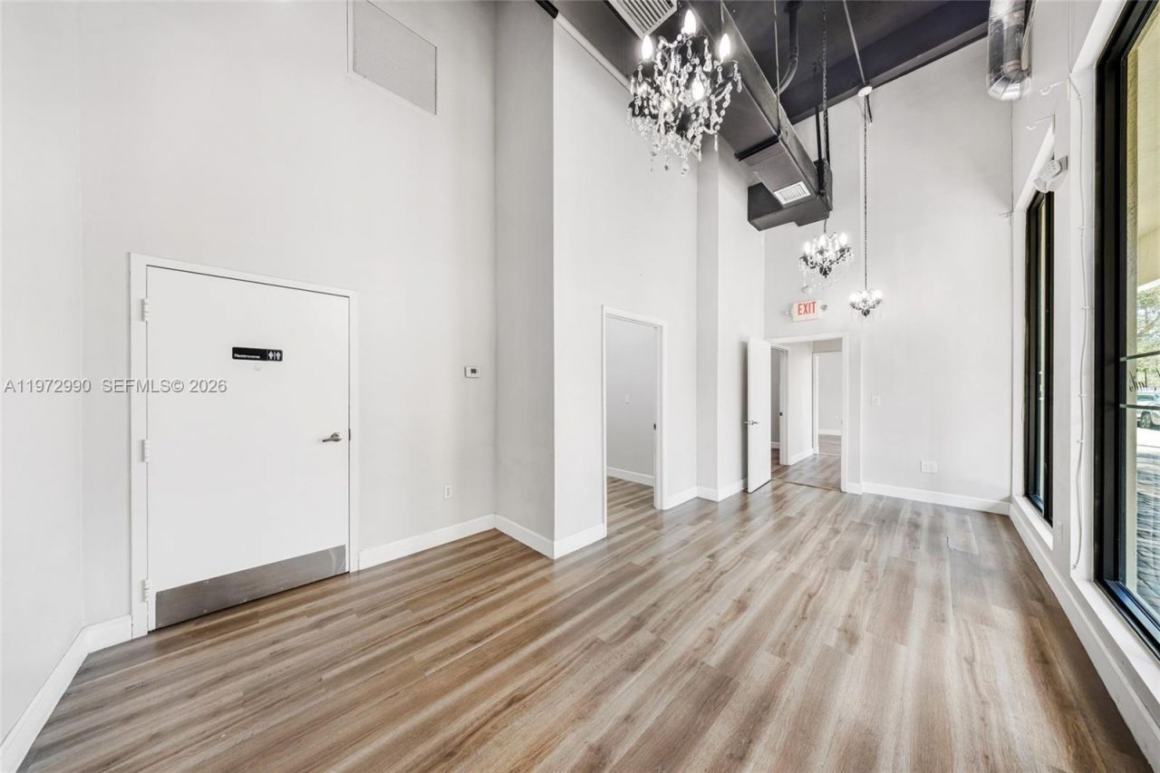 17225 S Dixie Hwy , Unit 102, Palmetto Bay, FL 33157 Photo