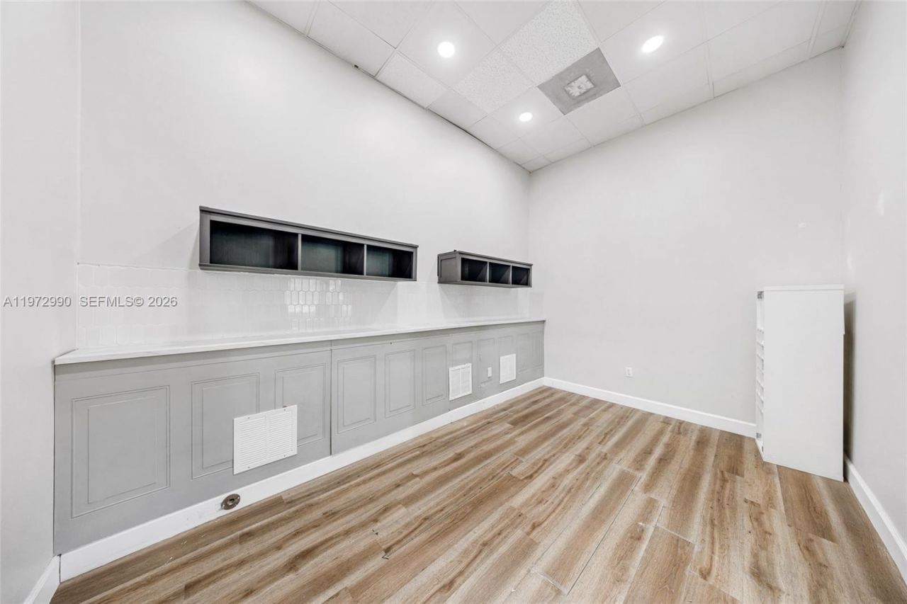 17225 S Dixie Hwy , Unit 102, Palmetto Bay, FL 33157 Photo