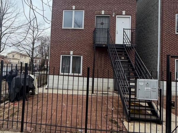 1401 S Kedvale Avenue, Chicago, IL 60623