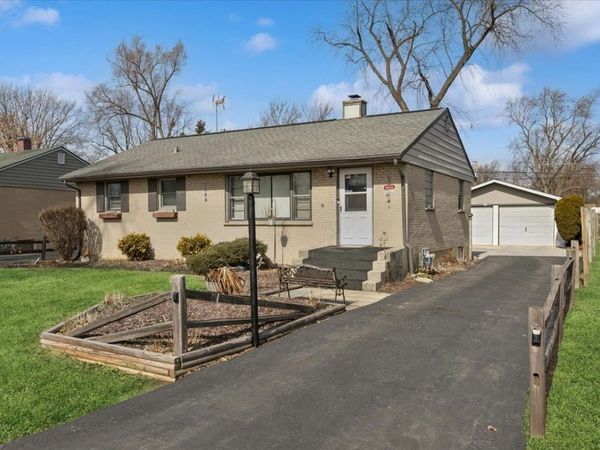 4804 Rose Street, Crystal Lake, IL 60014