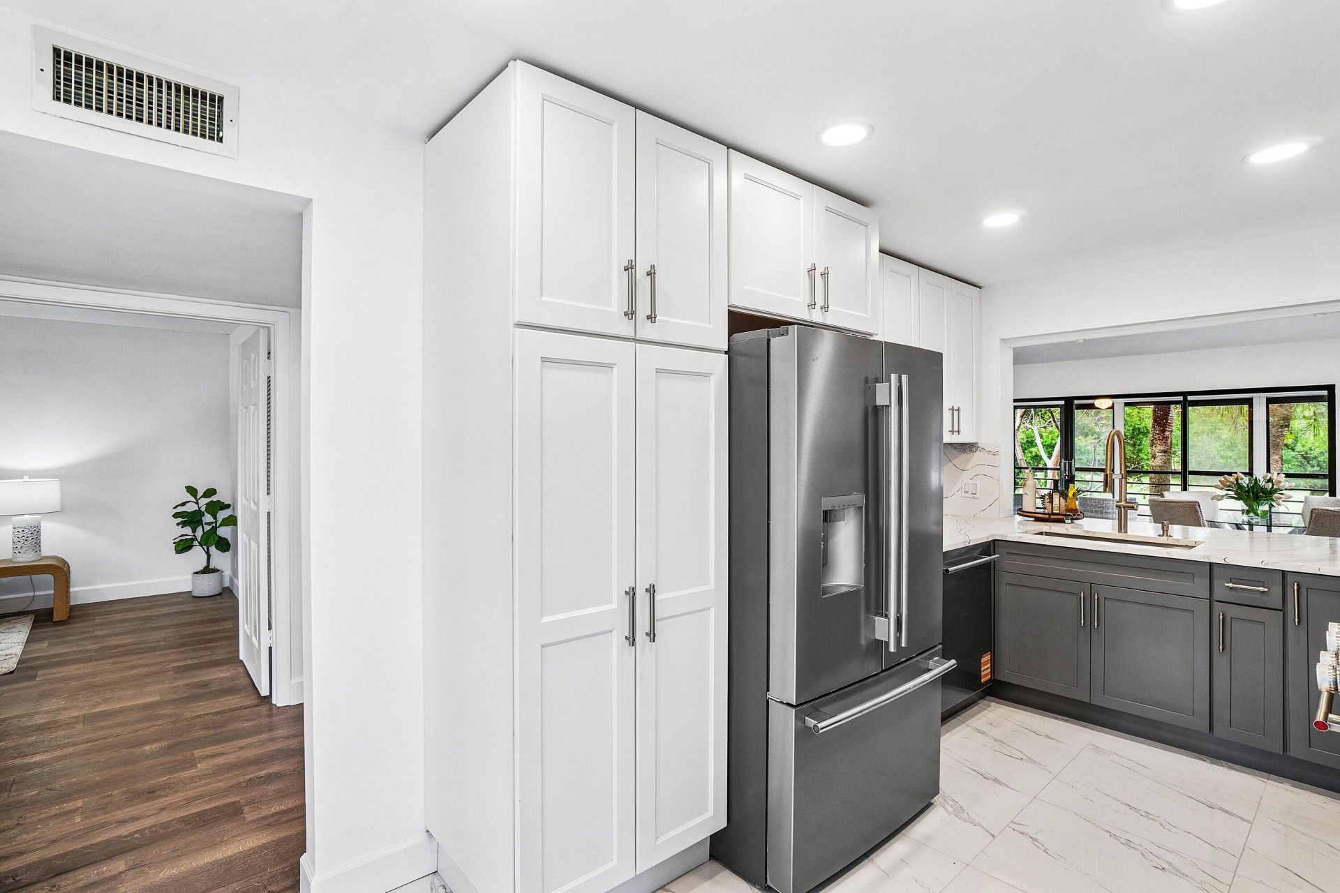 11177 Aspen Glen Drive, Unit 206, Boynton Beach, FL 33437 Photo