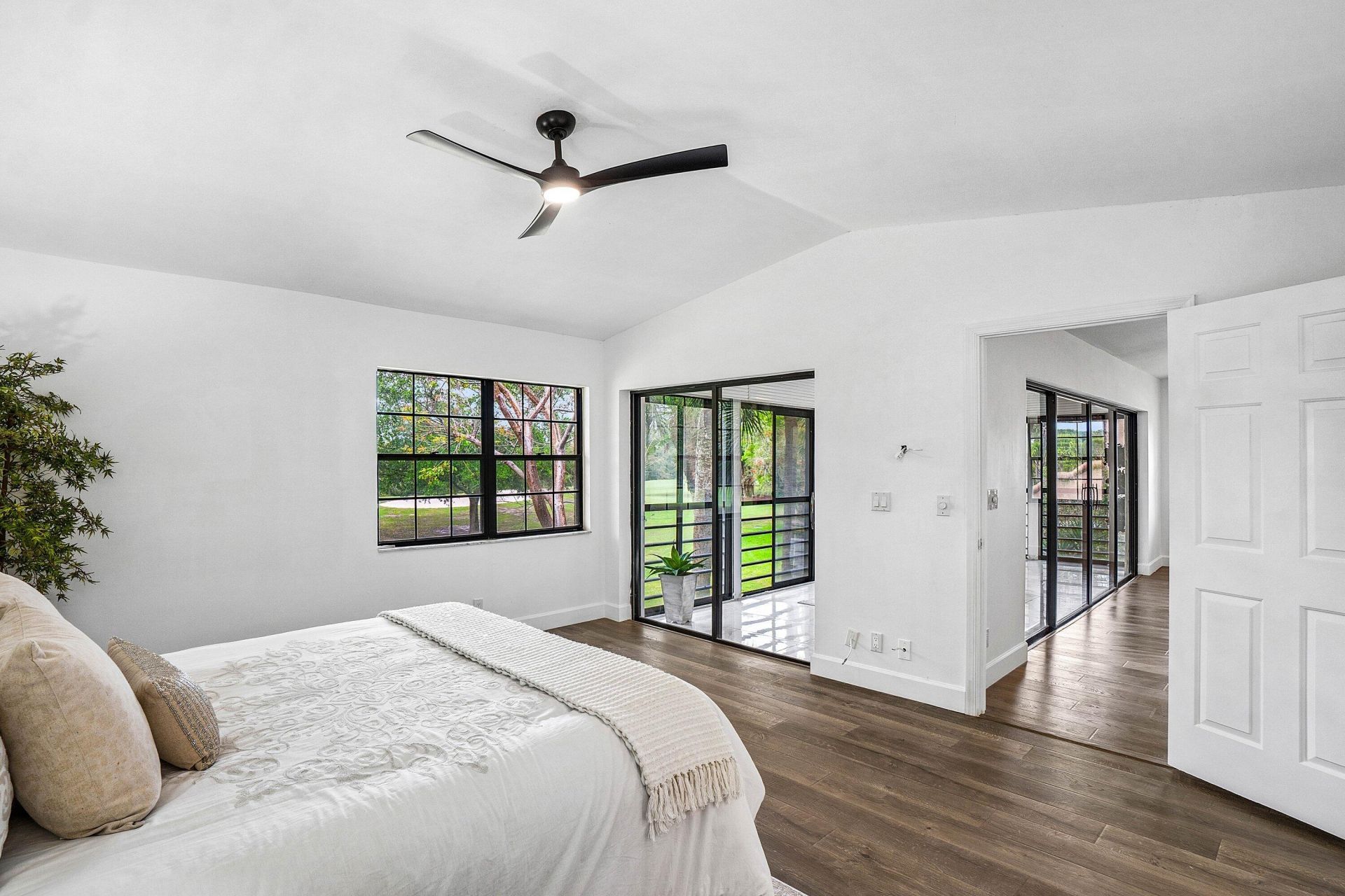 11177 Aspen Glen Drive, Unit 206, Boynton Beach, FL 33437 Photo