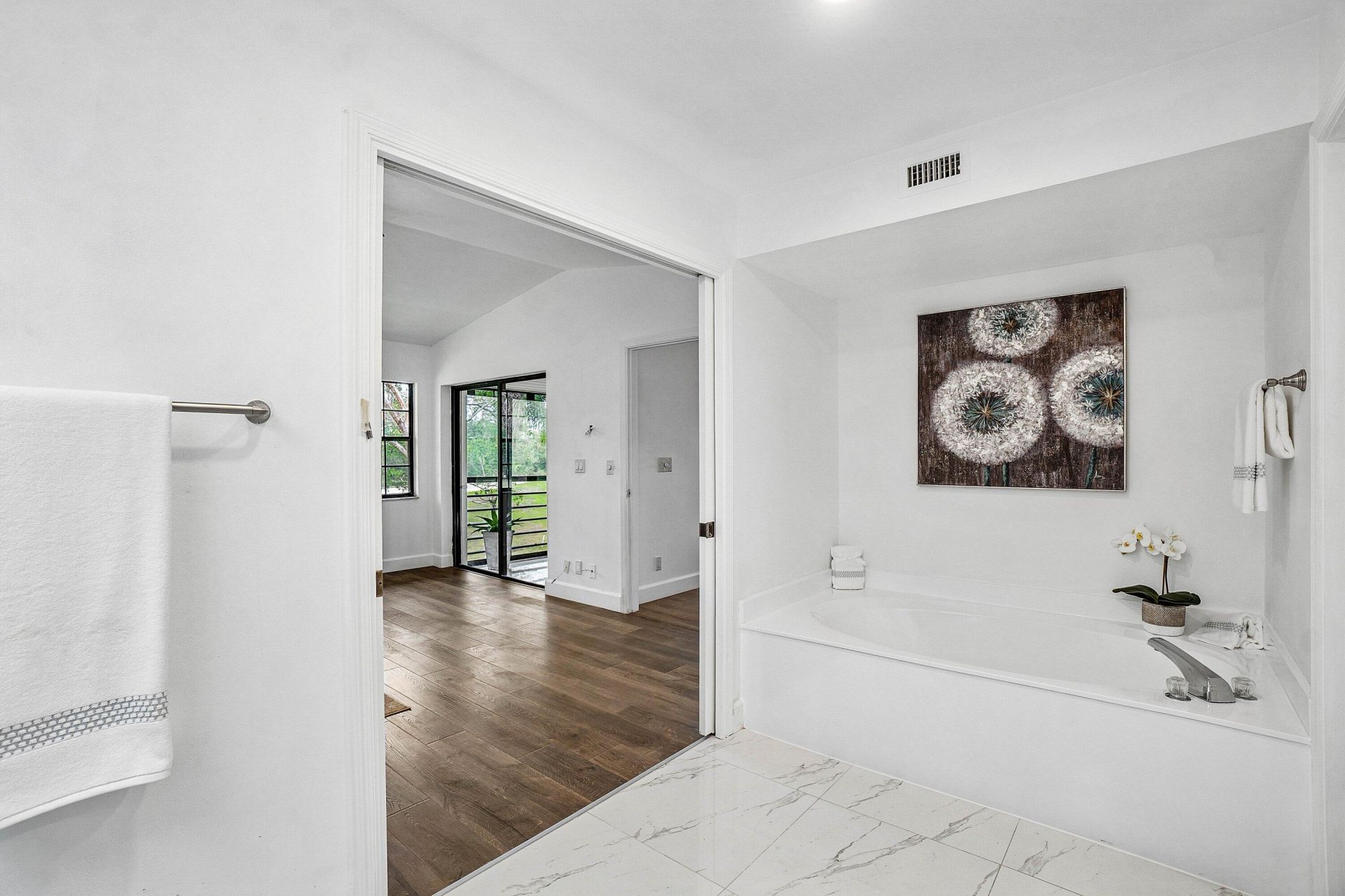 11177 Aspen Glen Drive, Unit 206, Boynton Beach, FL 33437 Photo