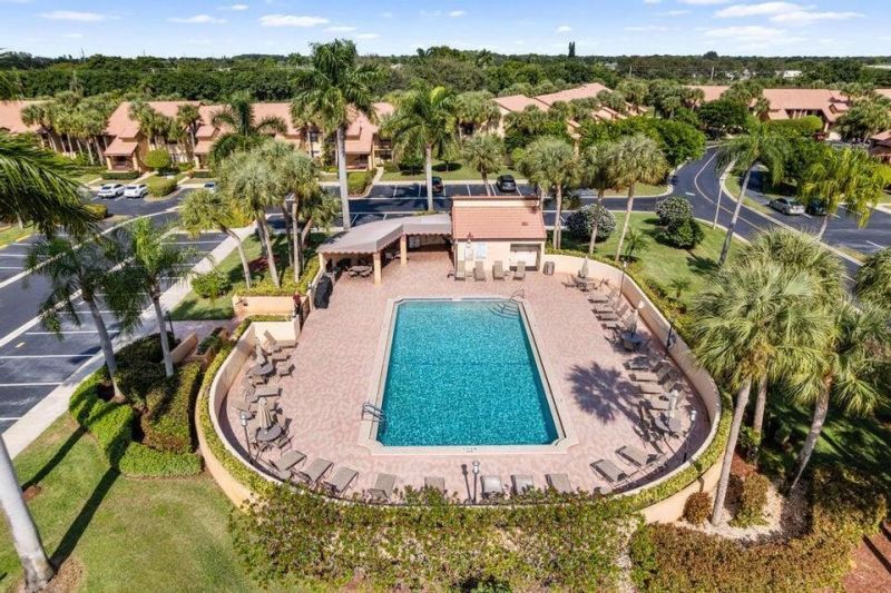 11177 Aspen Glen Drive, Unit 206, Boynton Beach, FL 33437 Photo