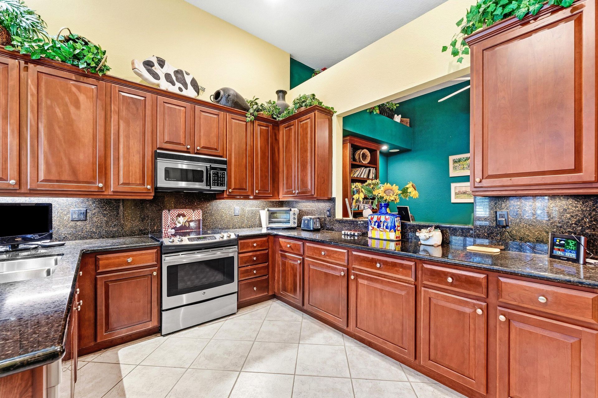 112 Palm Point Circle, Unit D, Palm Beach Gardens, FL 33418 Photo