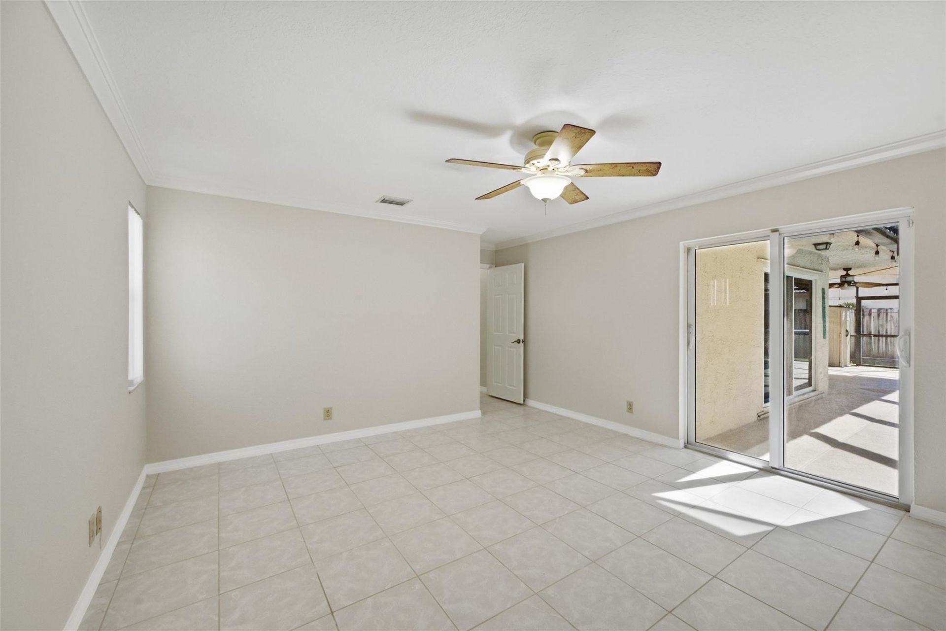 392 NW 113th Terrace, Coral Springs, FL 33071 Photo