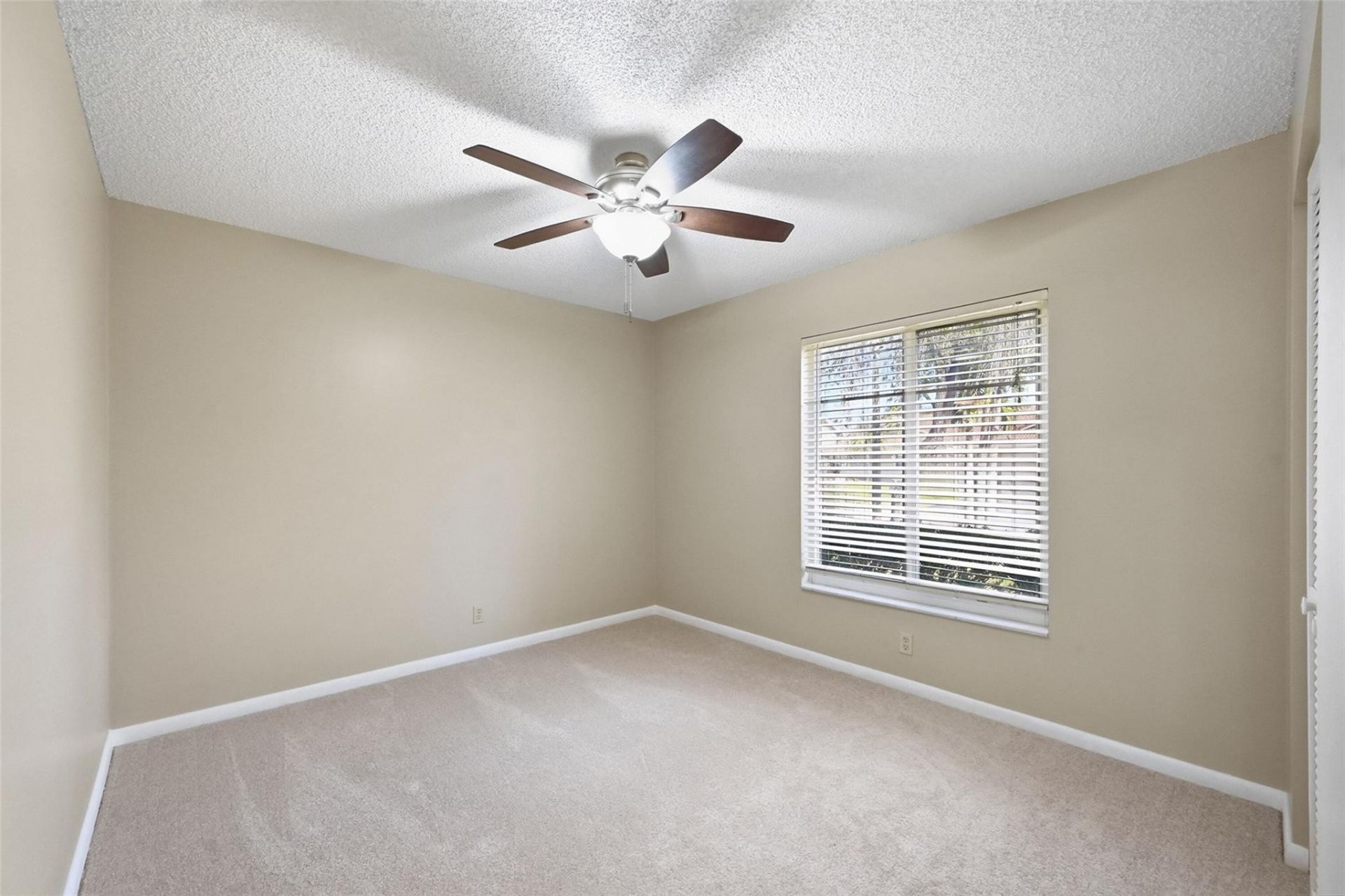 392 NW 113th Terrace, Coral Springs, FL 33071 Photo