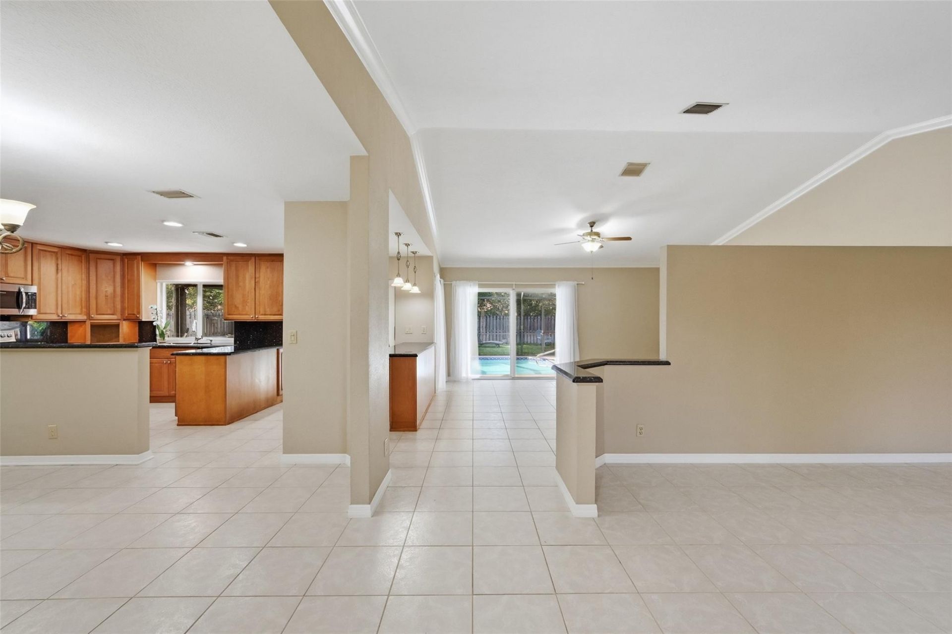 392 NW 113th Terrace, Coral Springs, FL 33071 Photo