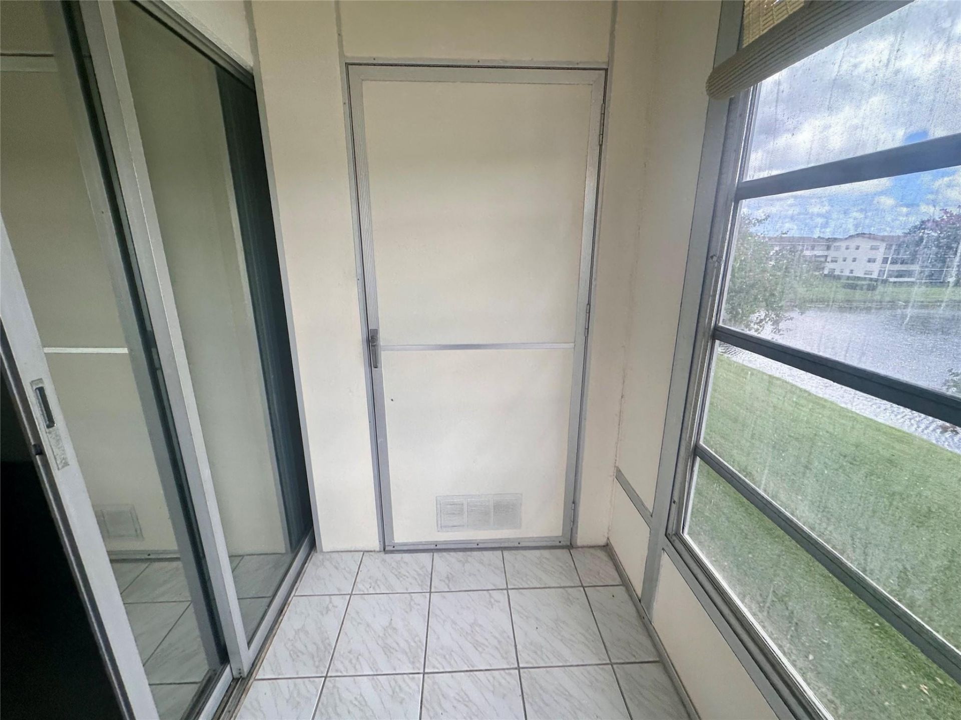 29 Preston A, Boca Raton, FL 33434 Photo