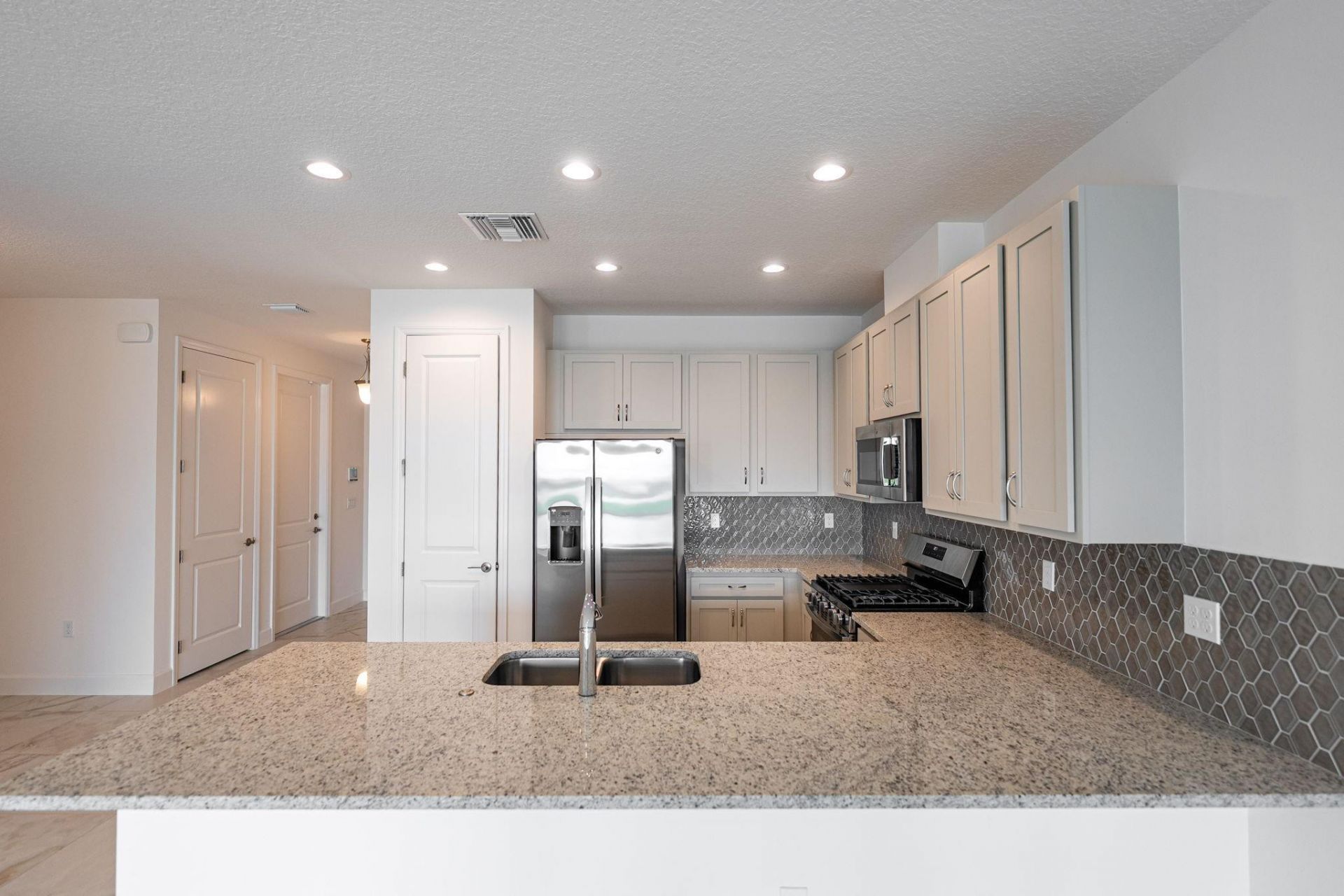 13528 SW Starkissed Lane, Port Saint Lucie, FL 34987 Photo