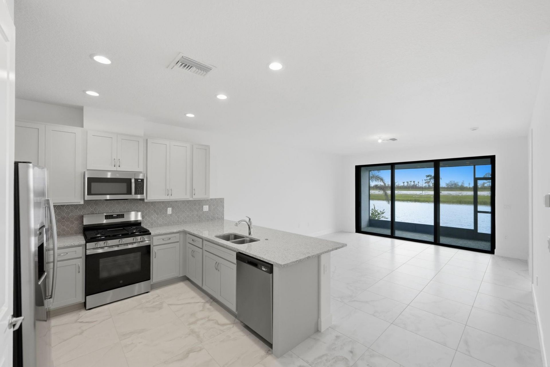 13528 SW Starkissed Lane, Port Saint Lucie, FL 34987 Photo