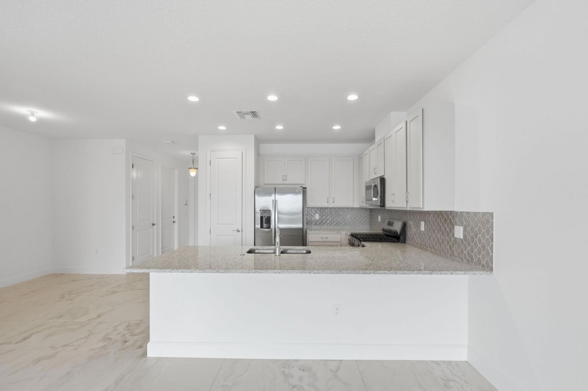 13528 SW Starkissed Lane, Port Saint Lucie, FL 34987 Photo