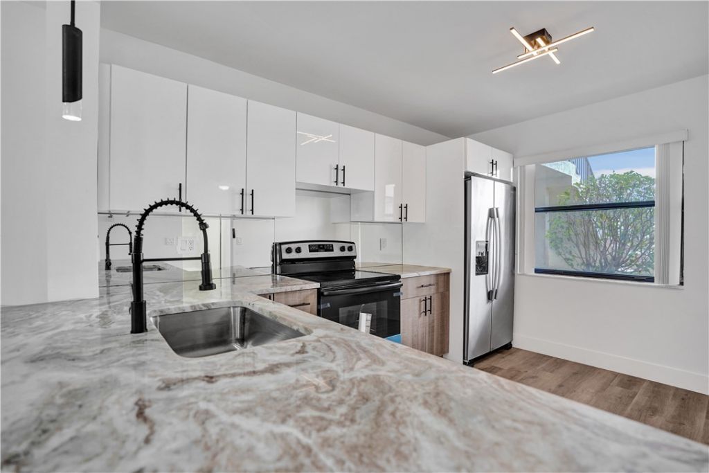 7674 Tahiti Lane, Unit 101, Lake Worth, FL 33467 Photo