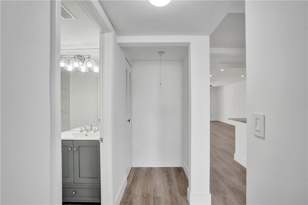 7674 Tahiti Lane, Unit 101, Lake Worth, FL 33467 Photo