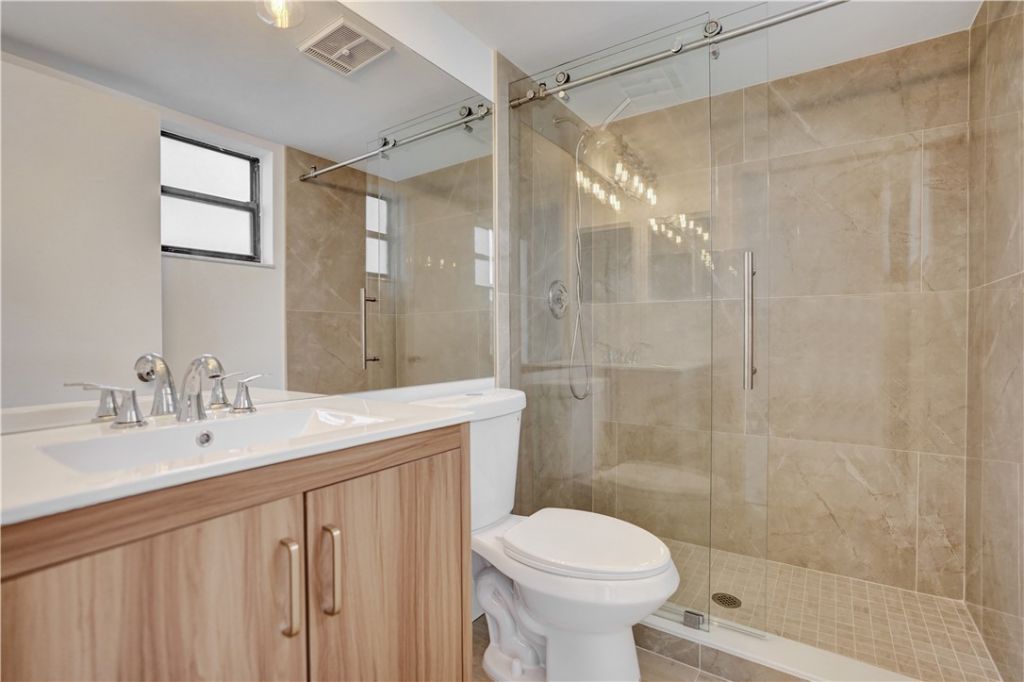 7674 Tahiti Lane, Unit 101, Lake Worth, FL 33467 Photo